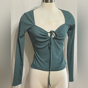 NWT Illa Illa Mandy top